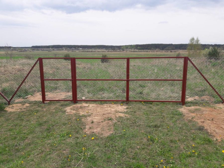 Забор из сетки рабицы 280м с воротами и калиткой фото6 в Сургуте