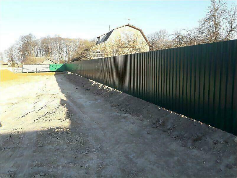 Забор, ворота, калитка из зеленого профлиста 150м фото 4 в Сургуте