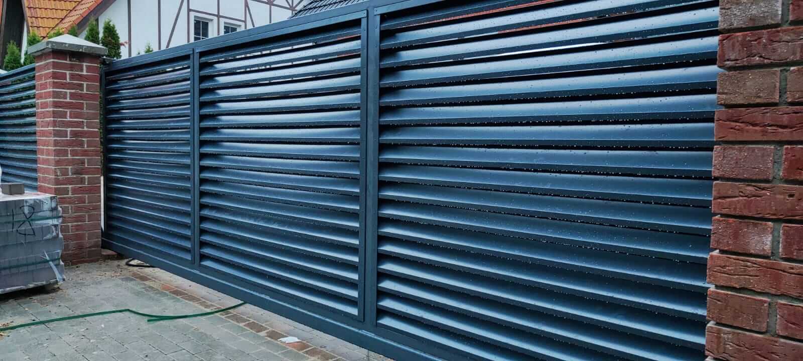 забор-жалюзи с ламелями эко-z ral7024 серый графит фото16 в Сургуте