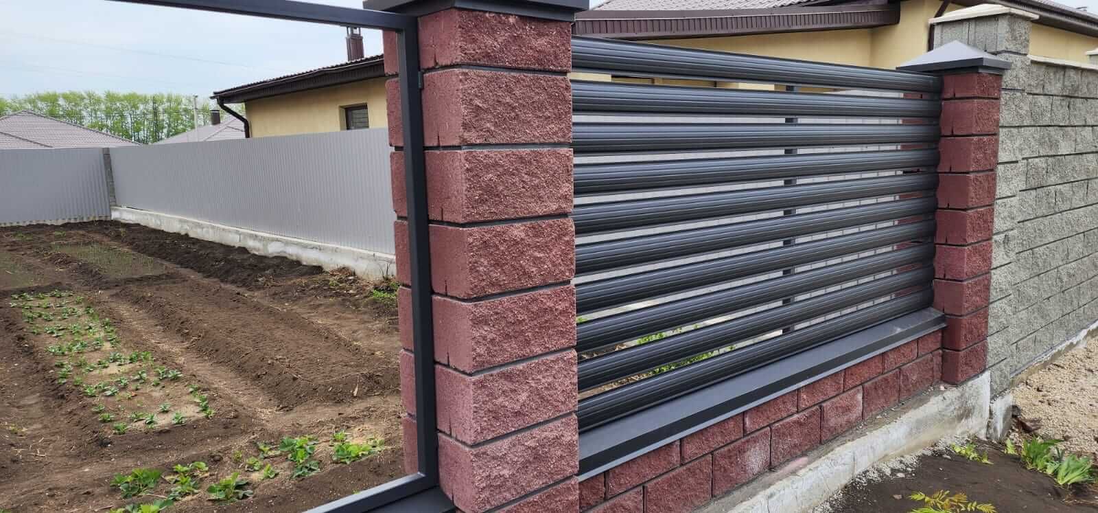 Забор-ранчо из штакетника 21м RAL7024/7024 Серый Графит МАТТЕ фото 7 в Сургуте