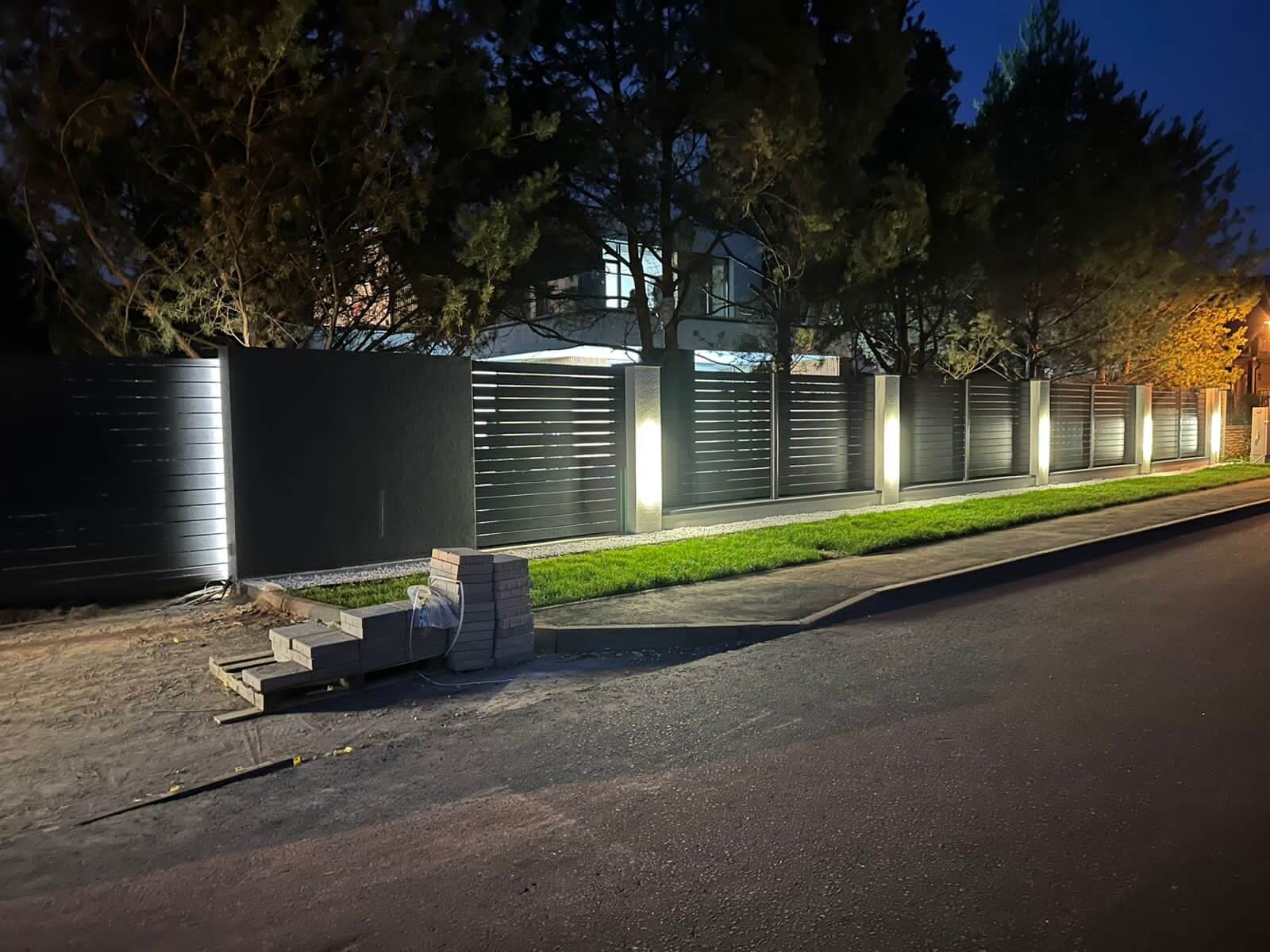 Забор-ранчо из металлопланкена 36м RAL7024 Серый Графит фото 11 в Сургуте