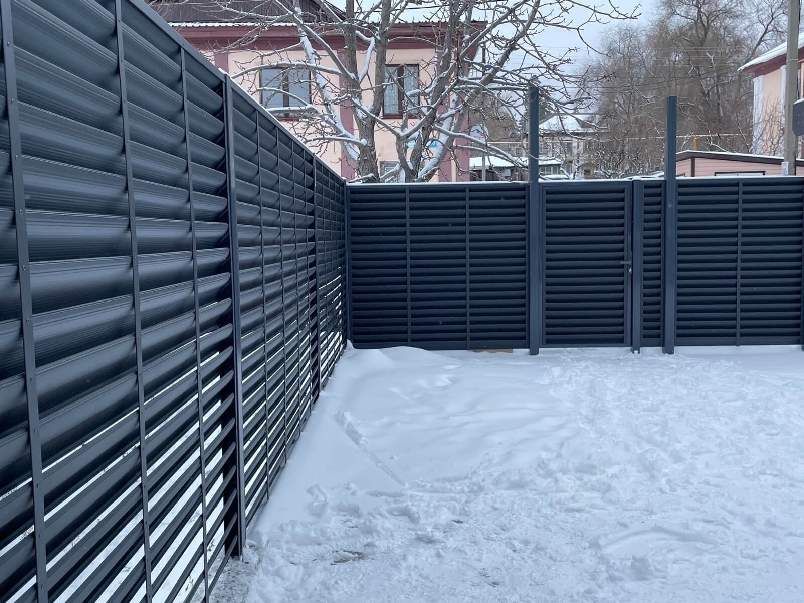 Забор-жалюзи 53м RAL7024/7024 Серый Графит двусторонний МАТТЕ фото 3 в Сургуте