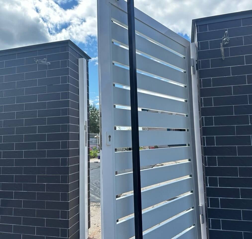 Калитка из металлопланкена RAL9003 Белый фото 1 в Сургуте