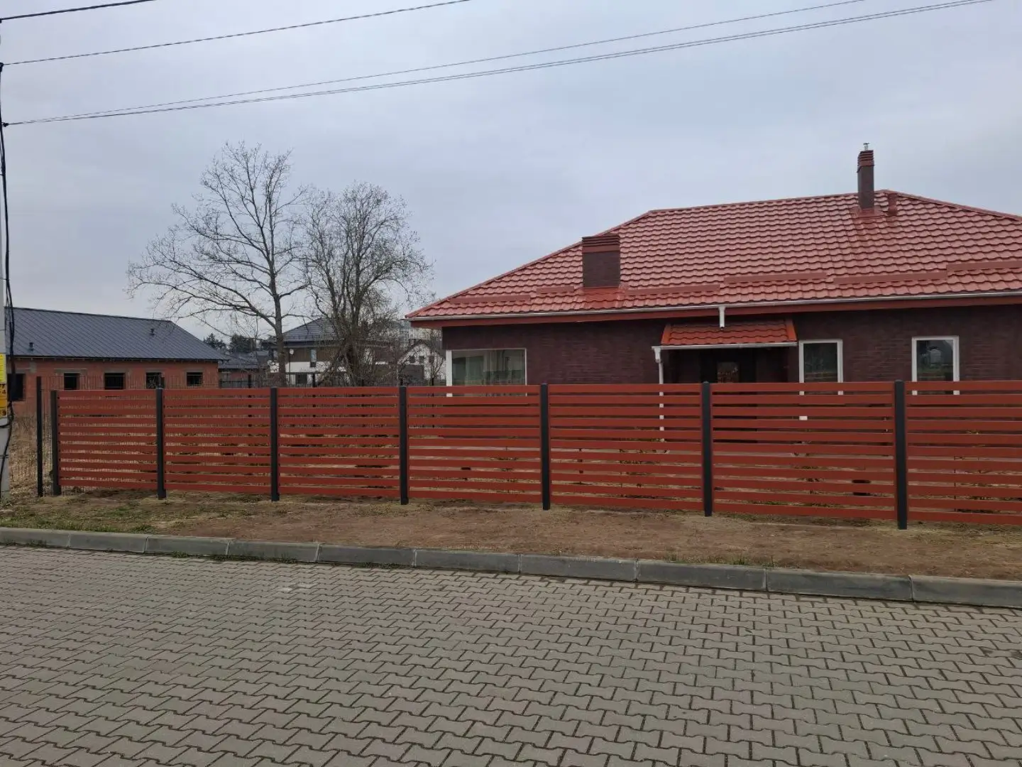 Забор-ранчо из металлопланкена 18м RAL8004 Терракотовый фото 3 в Сургуте